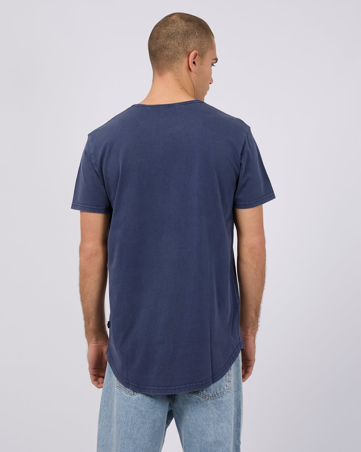 Tail Tee Navy