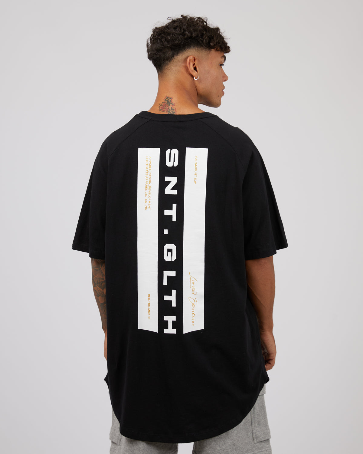 Lateral Tee Black