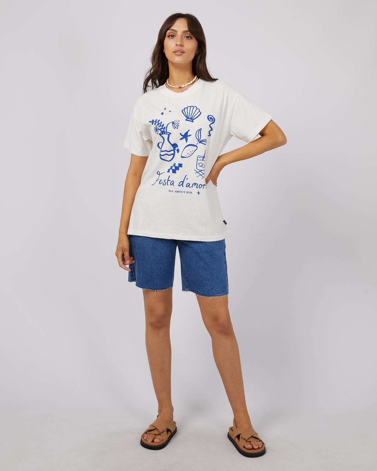 Amore Standard Tee Vintage White