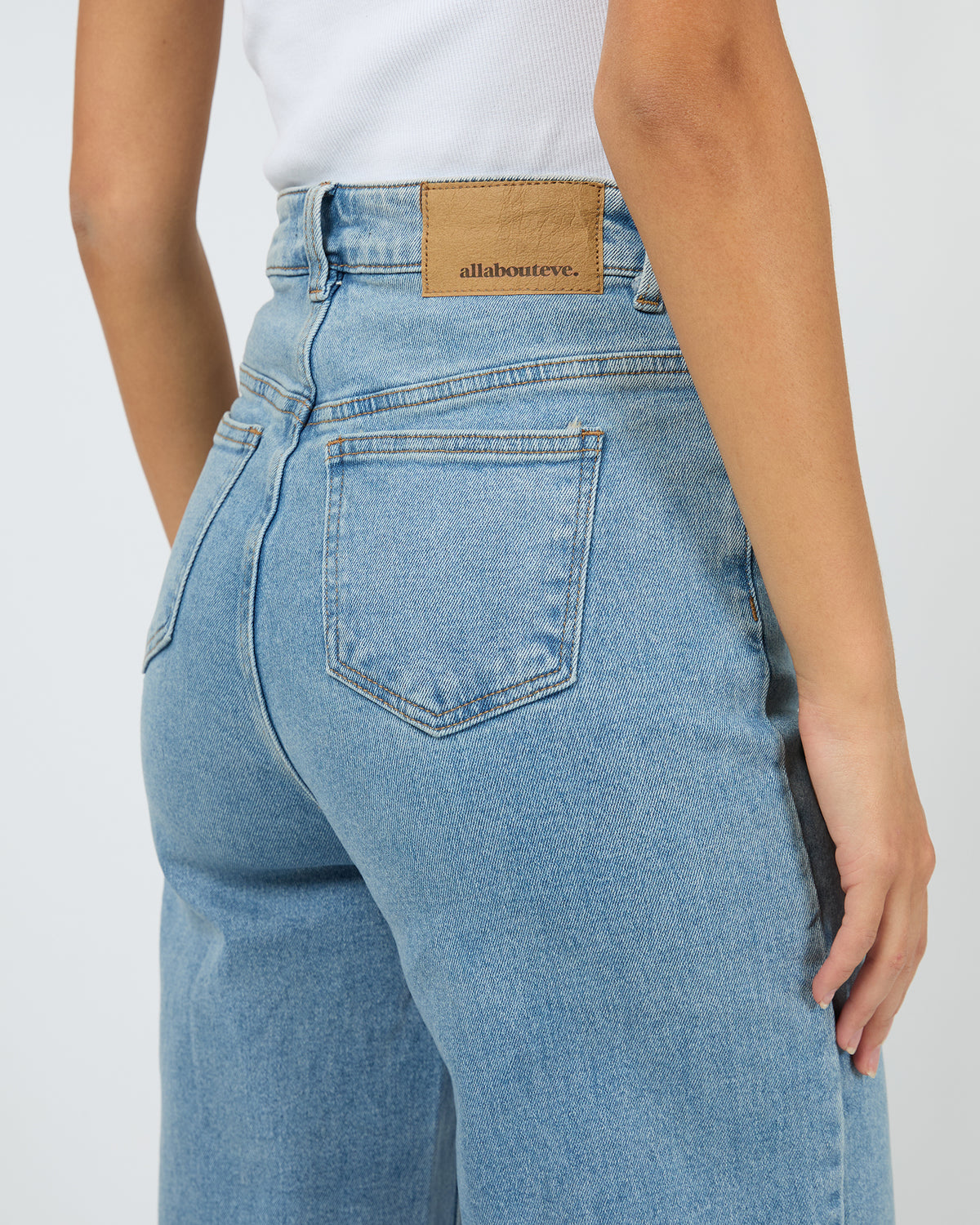 Charlie High Rise Wide Leg Jean Heritage Denim