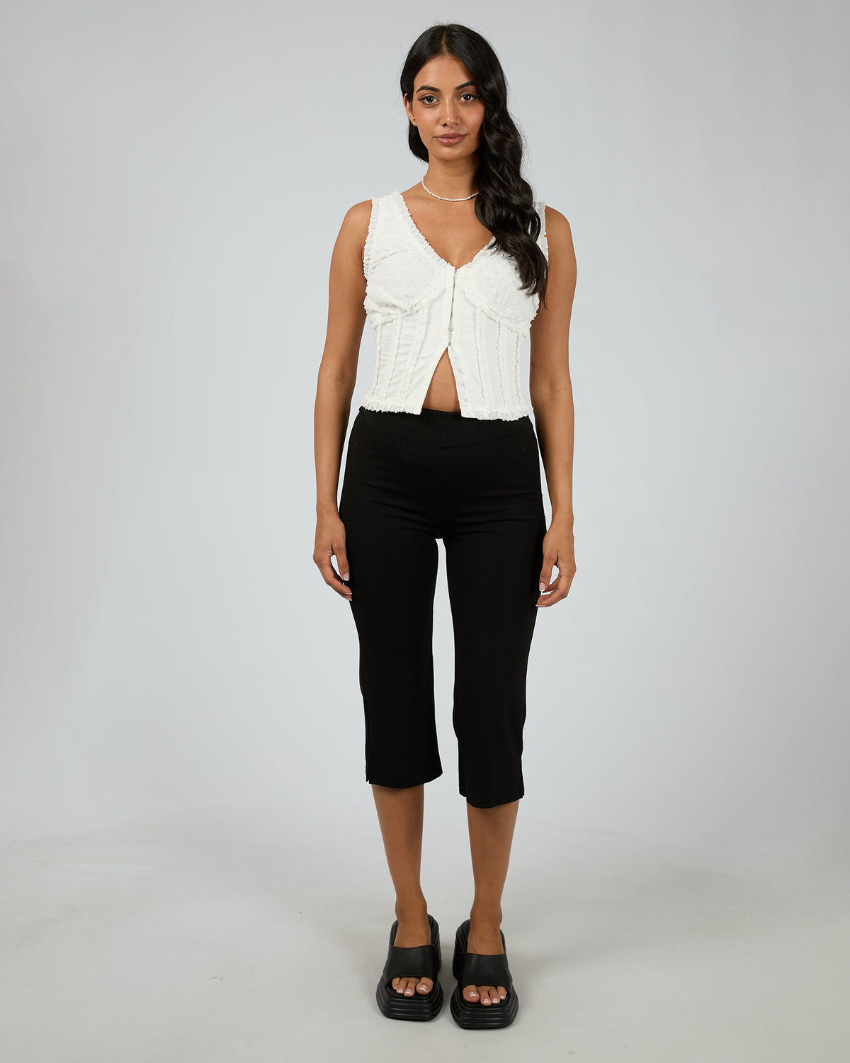 Amanda Capri Pant Black