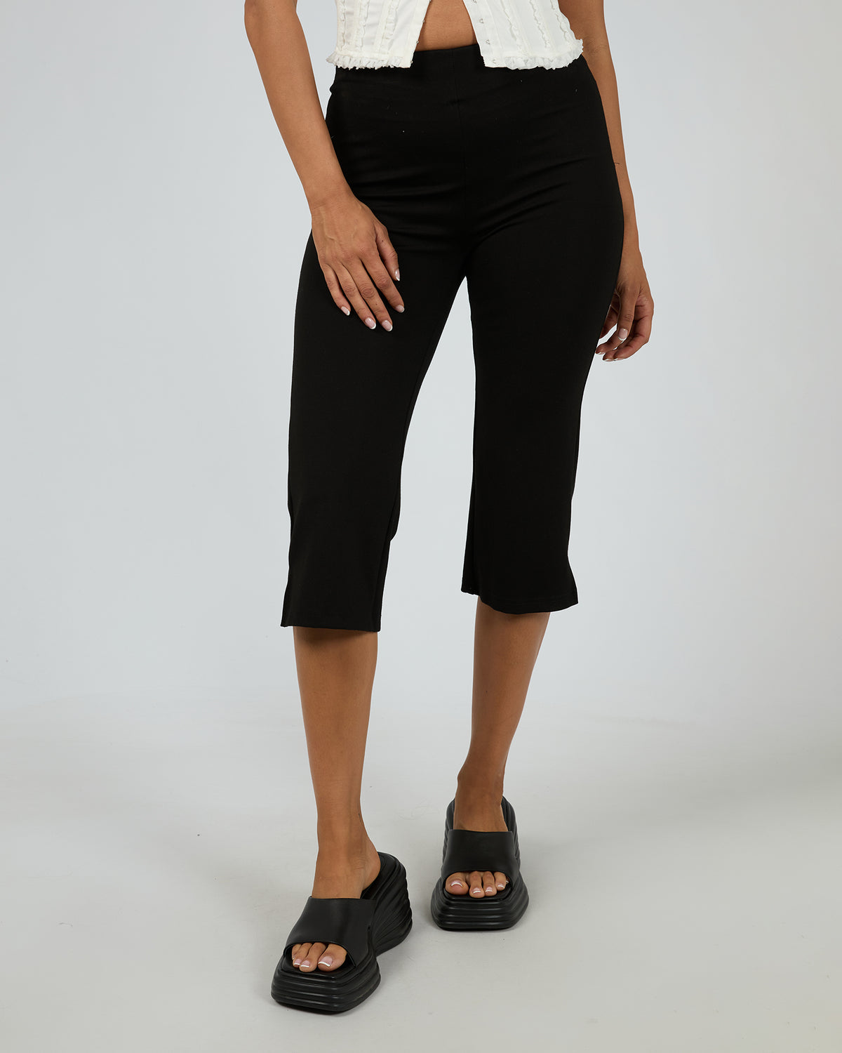 Amanda Capri Pant Black