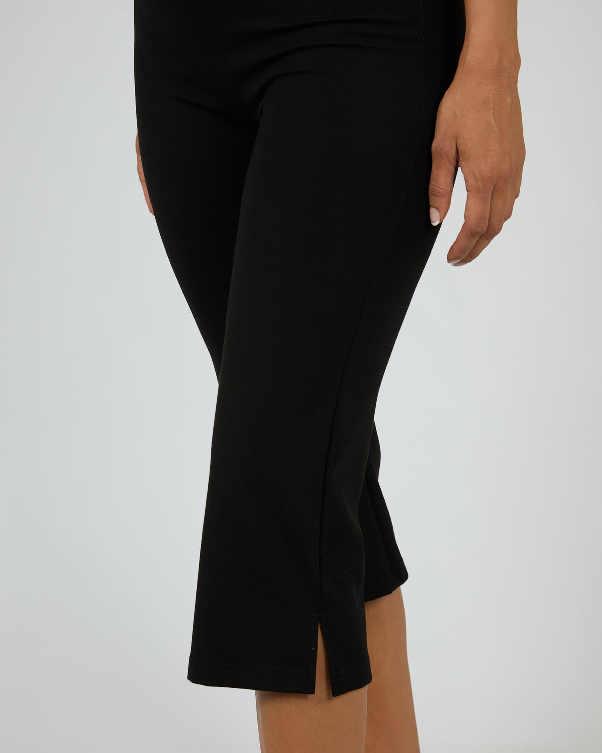 Amanda Capri Pant Black