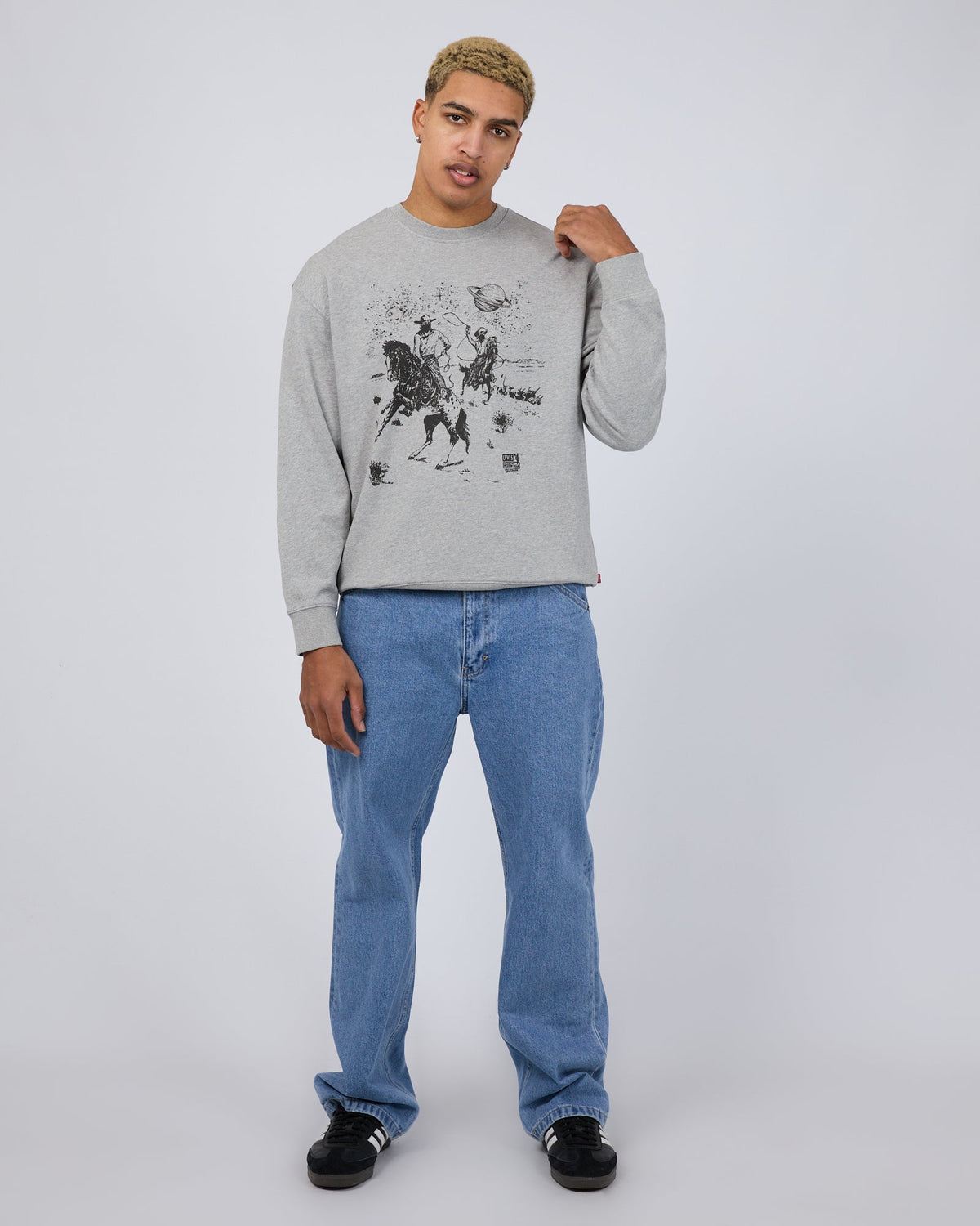 Levi's graphic crew sweatshirt hotsell